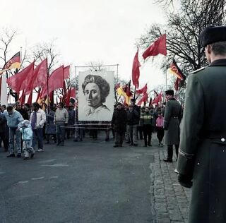 photo/317e096a-c24d-48ef-9b74-7bc3b87e9d13-3