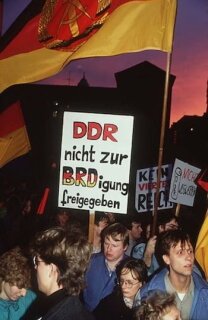 photo/8c071235-b90c-43a5-ba0c-52c4aa437c62-3