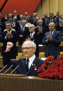 photo/929ce3d4-7eff-4a5b-a727-dde7e62cb40f-3